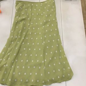 Green long skirt. Very cute with all the bottoms and zipper working perfectly